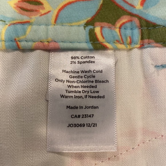 Talbot’s Walking Shorts - Picture 6 of 6